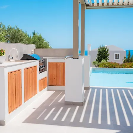 Villa Nostos *