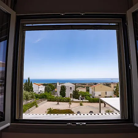 Nostos Villa